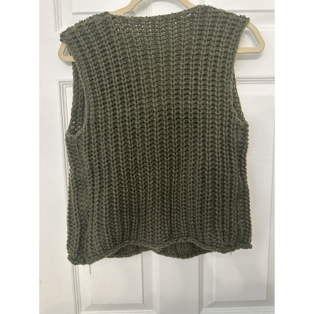 Green Chunky Knit Sweater Vest Sleeveless V-Neck Button Pockets Juniors Small - Picture 2 of 3